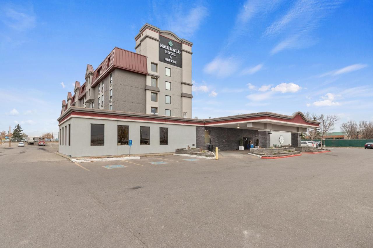 Emerald Hotel & Suites Calgary Airport 外观 照片