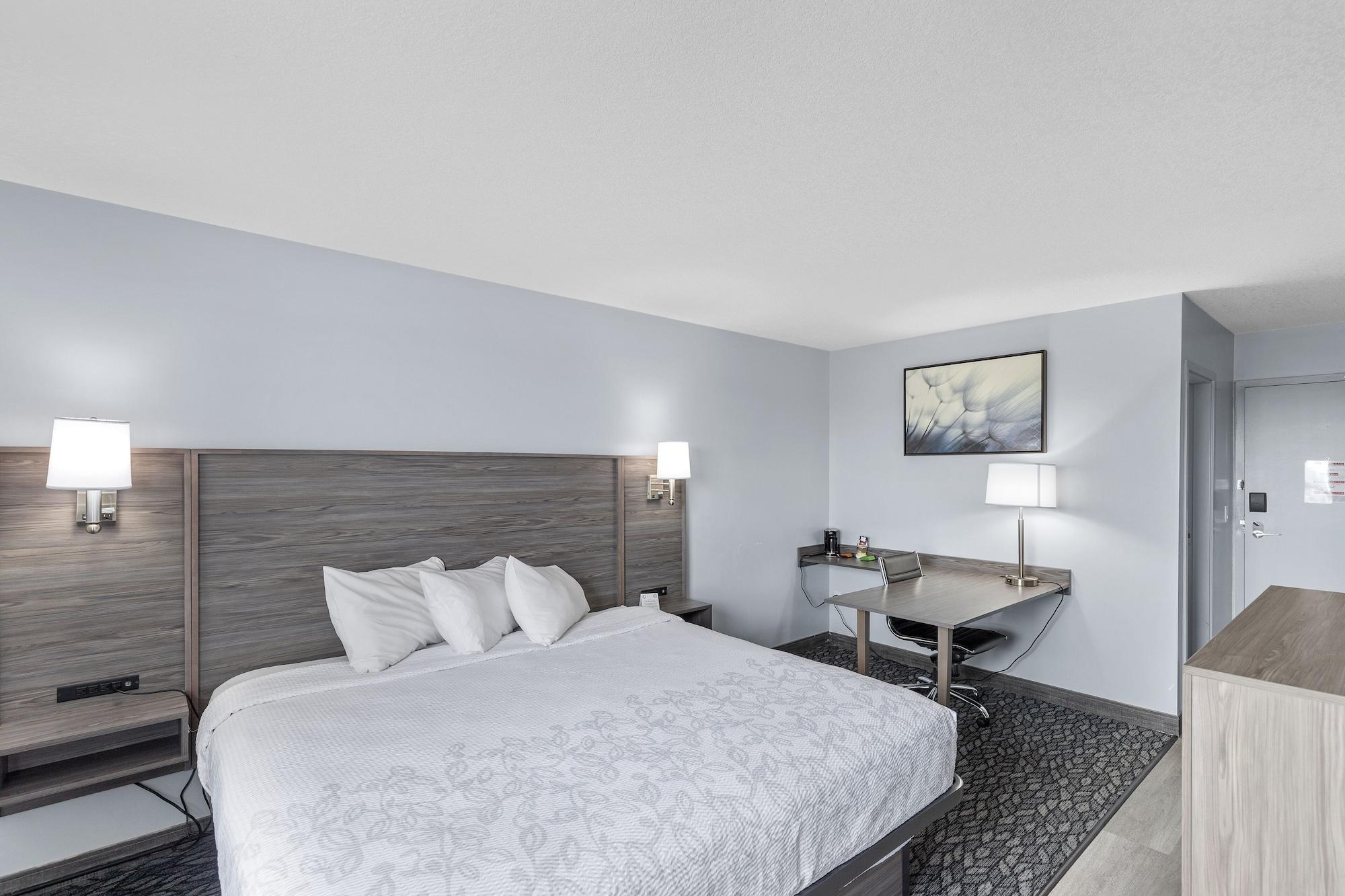 Emerald Hotel & Suites Calgary Airport 外观 照片